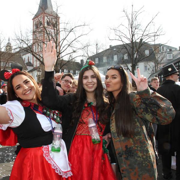 Siegburg Weiberfastnacht2
