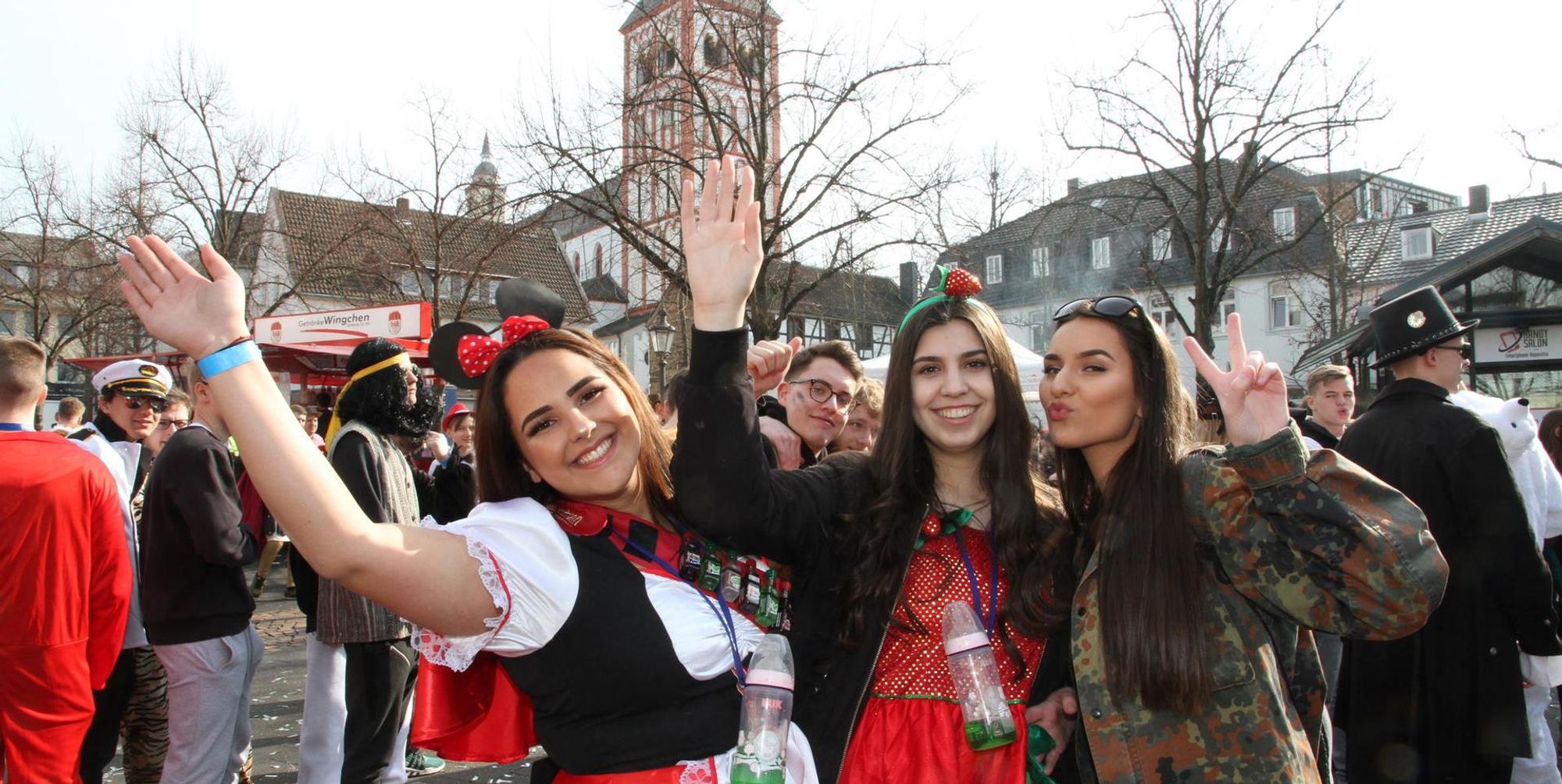 Siegburg Weiberfastnacht2