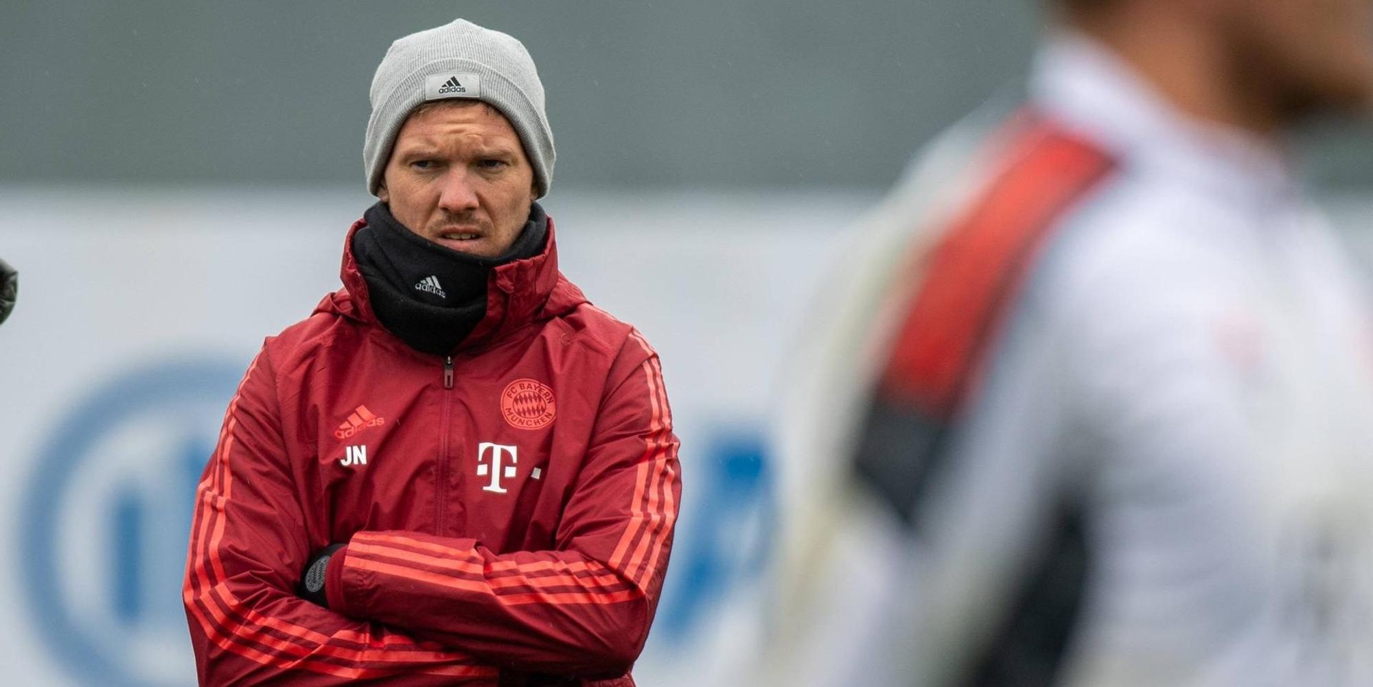 070122 Nagelsmann beim Training