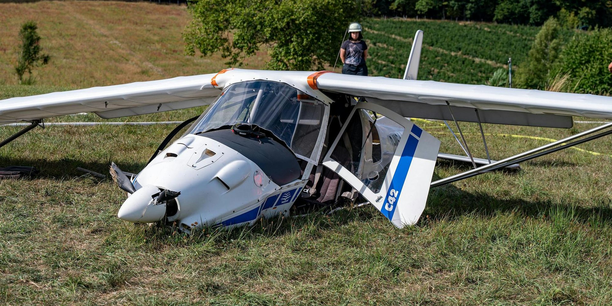 Ultraleichtflugzeug dpa 220822