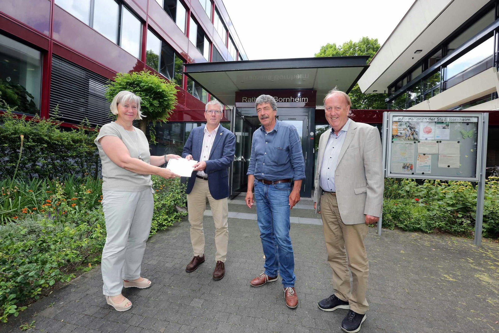 Vieregg_Studie_Uebergabe