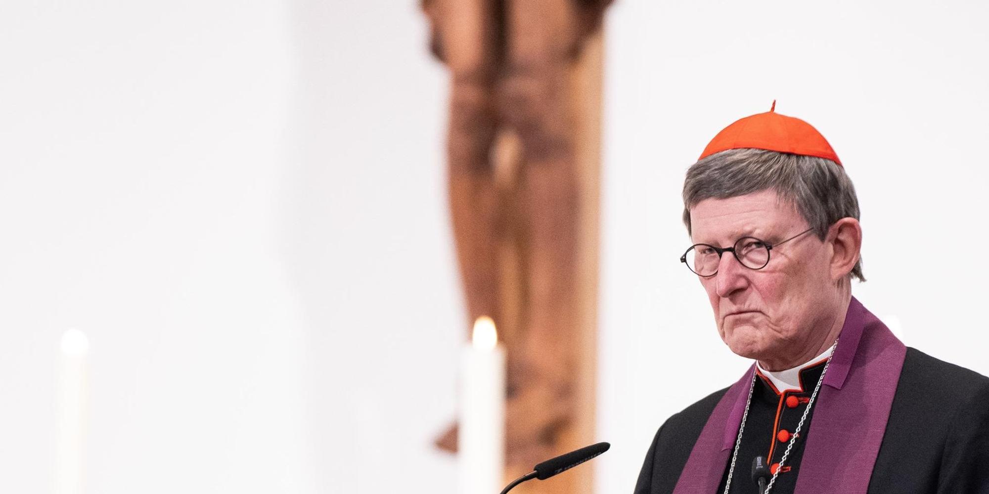 Kardinal Woelki schaut traurig