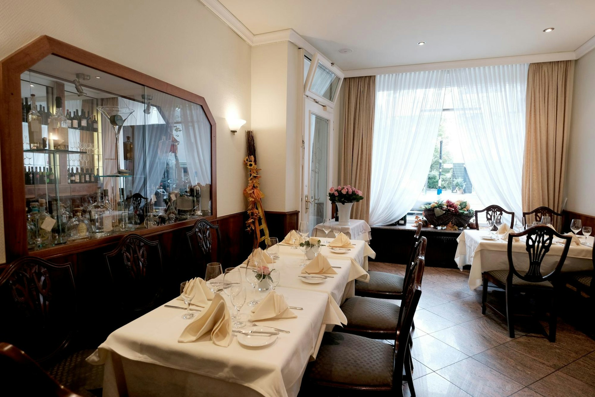 filipo nisi innen tafel