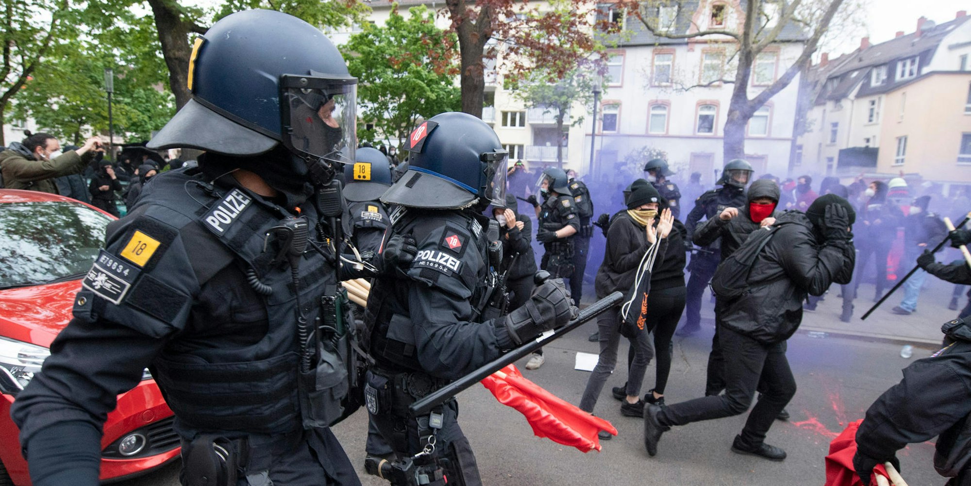 mai-demo-frankfurt-dpa