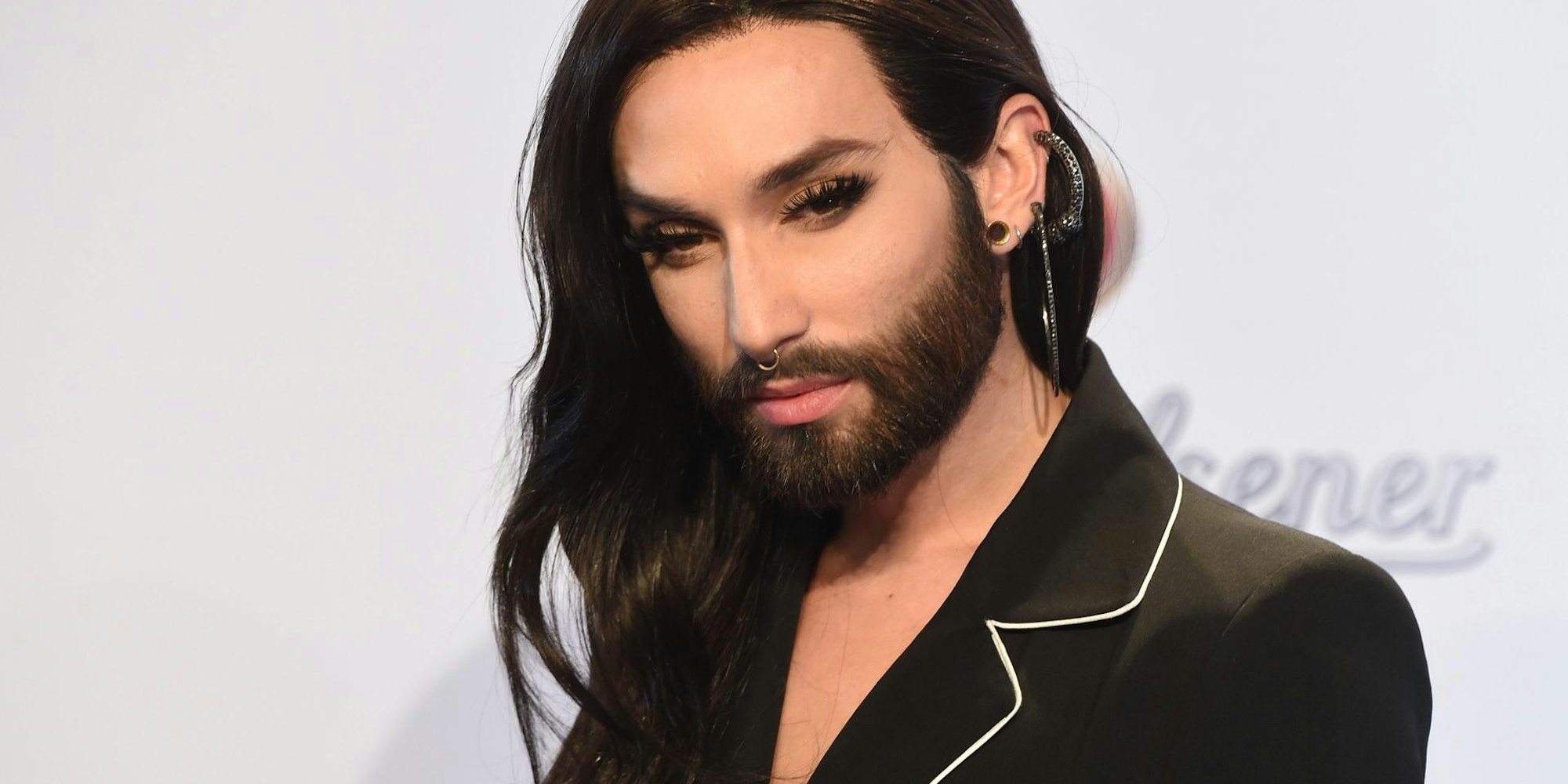 01K___10_71-112195208_ori