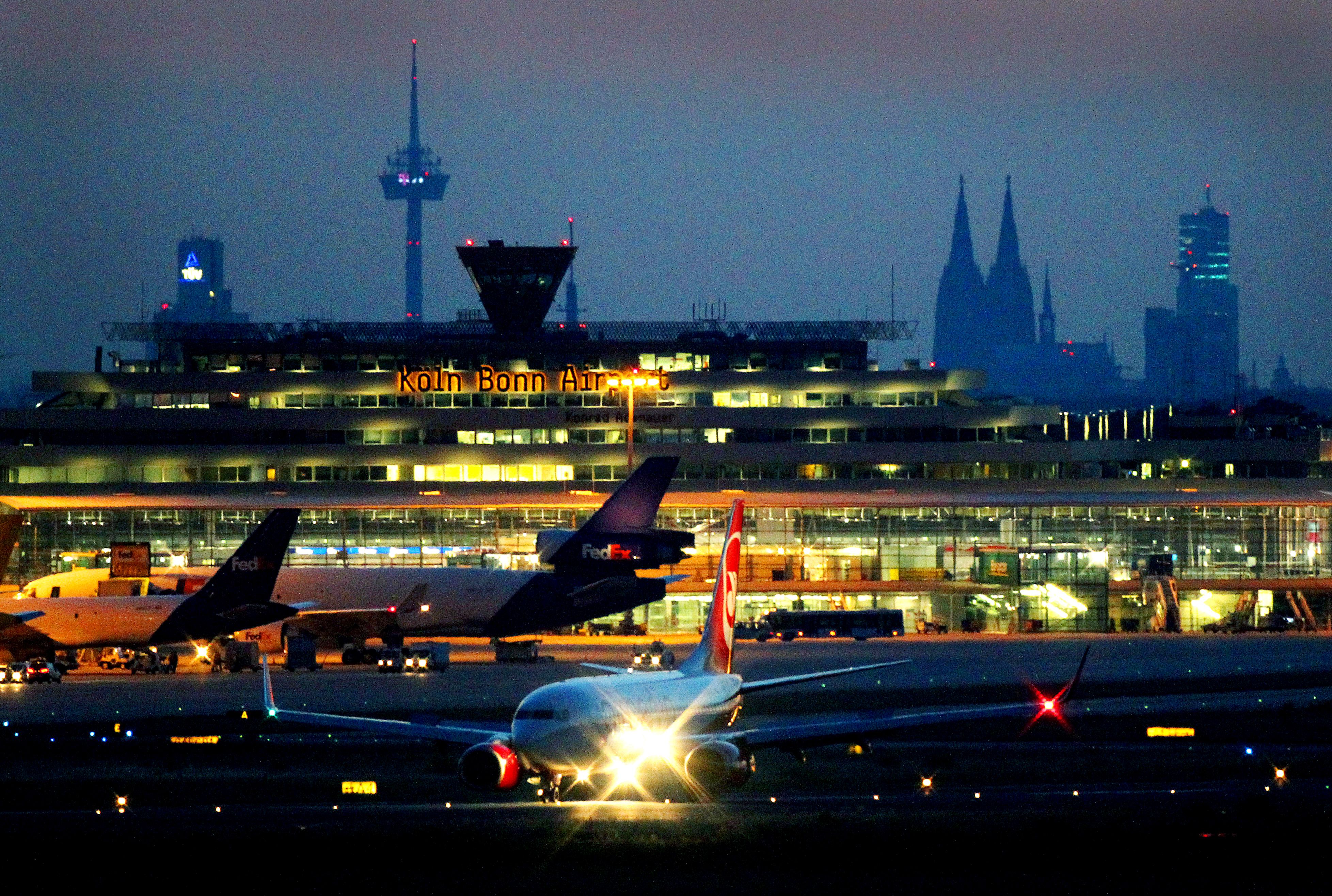 Flughafen Köln_data
