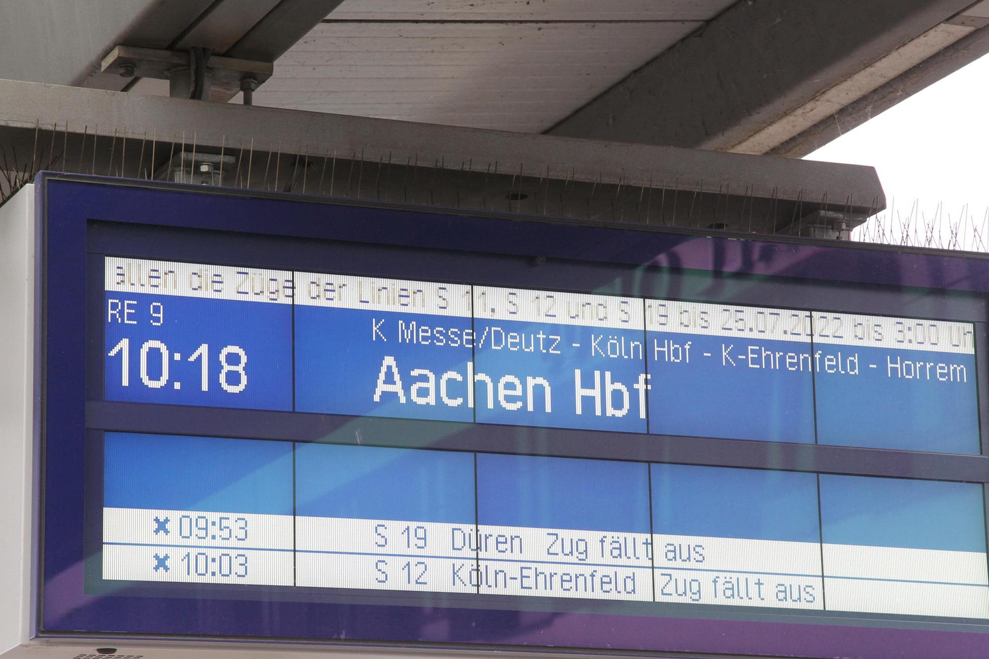 20220722-que-Bahnhof-Troisdorf_07