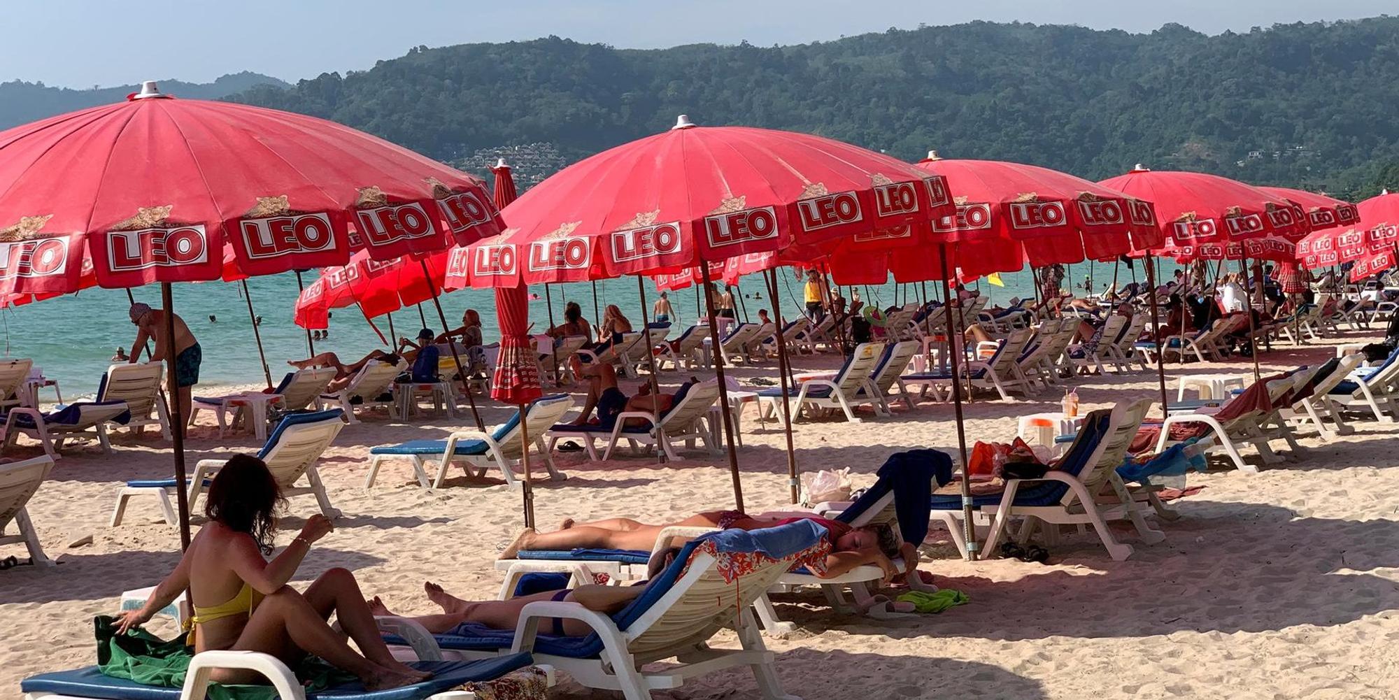 Touristen am Strand