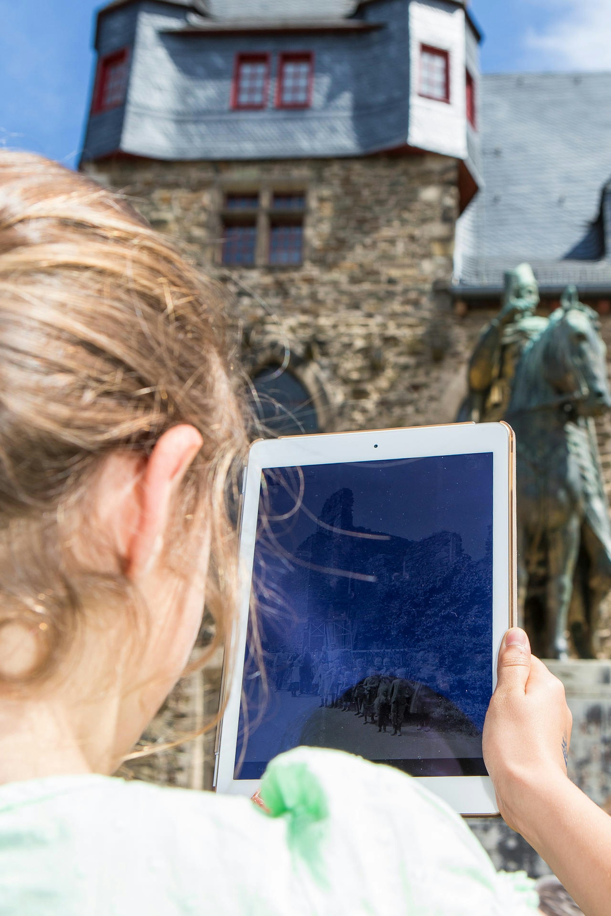 SchlossBurg_Malis-Kristina_Familie_H102