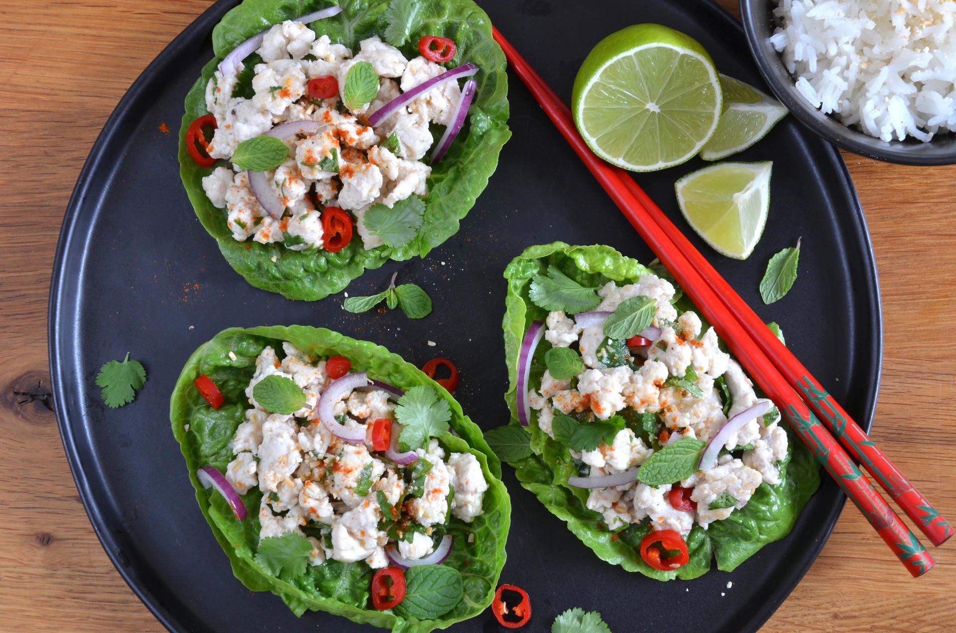 salat mit knusperreis