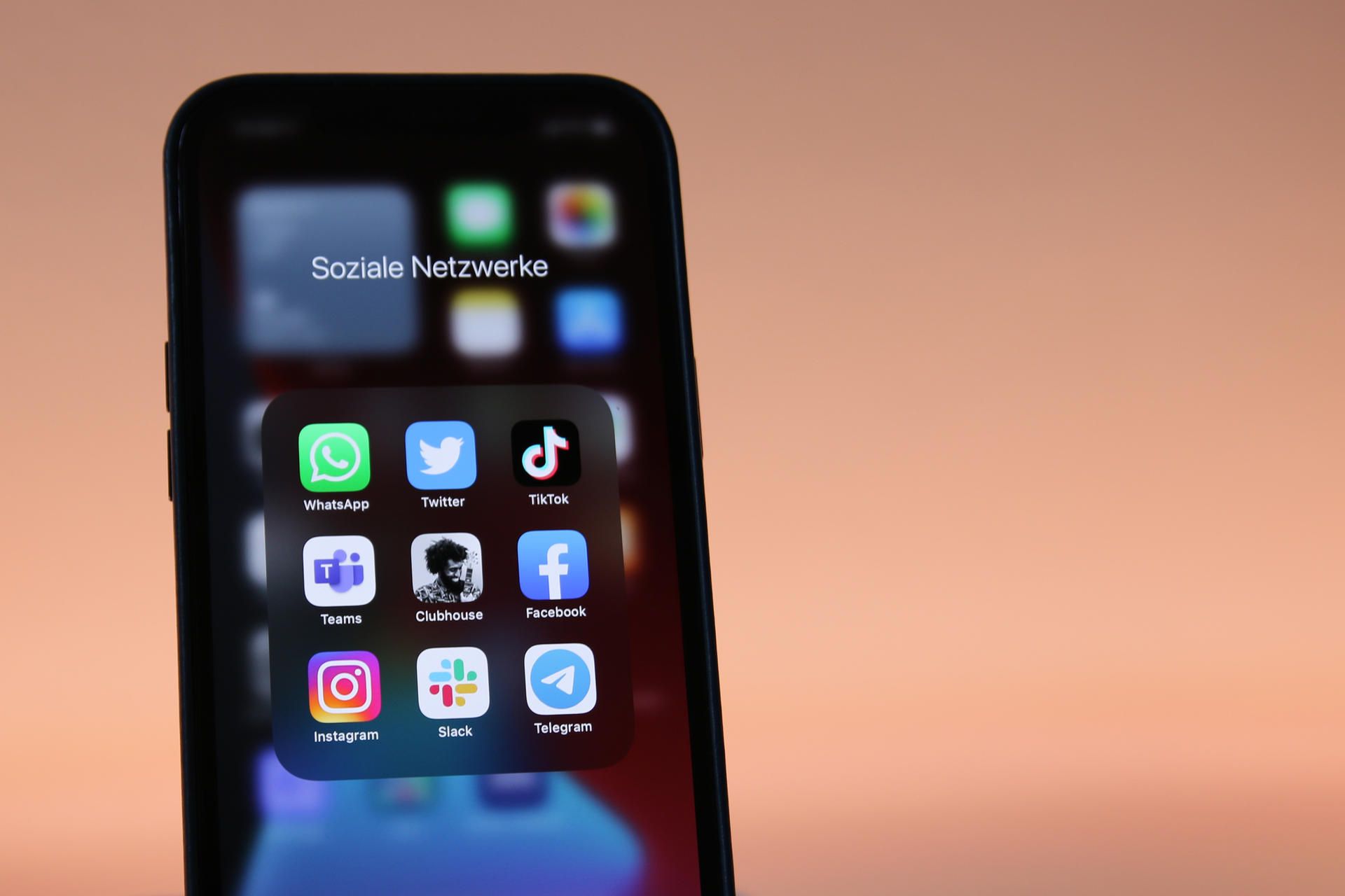 Social Apps Handy Symbol