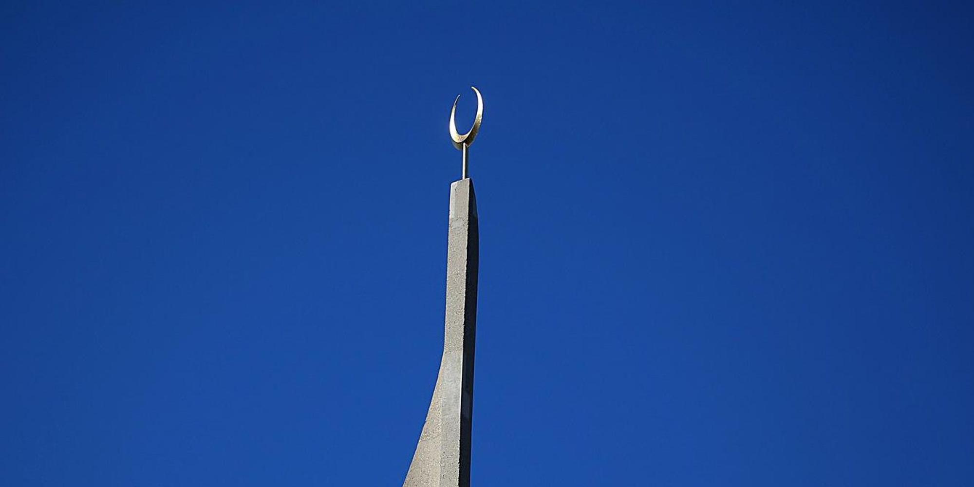 Minarett auf Kölner Moschee