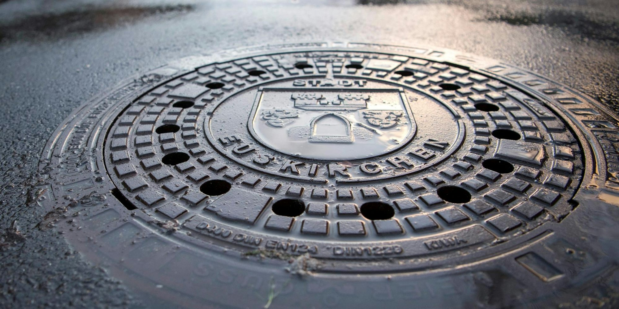 Gully-Euskirchen-Symbolbild