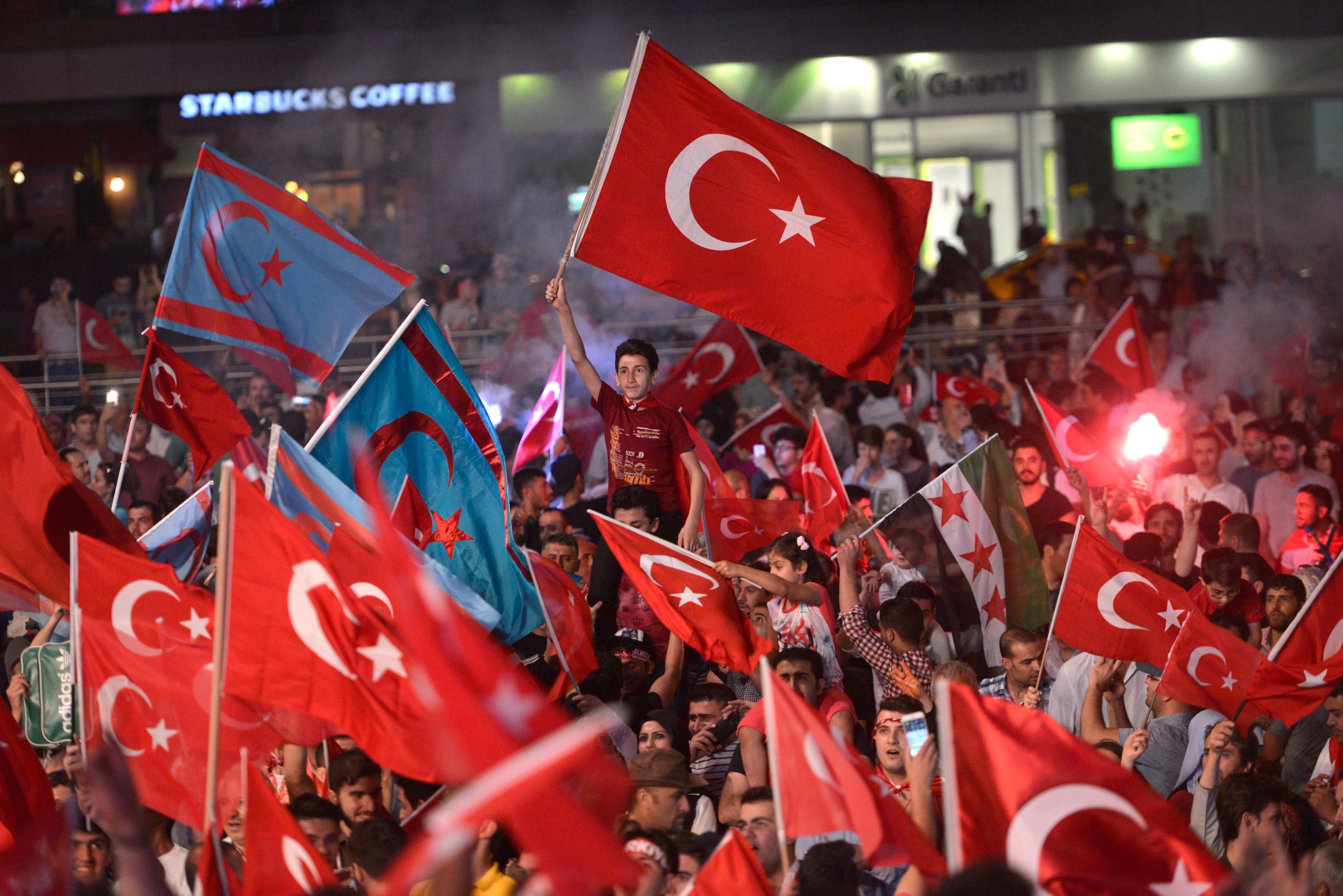 Erdogananhänger in Istanbul