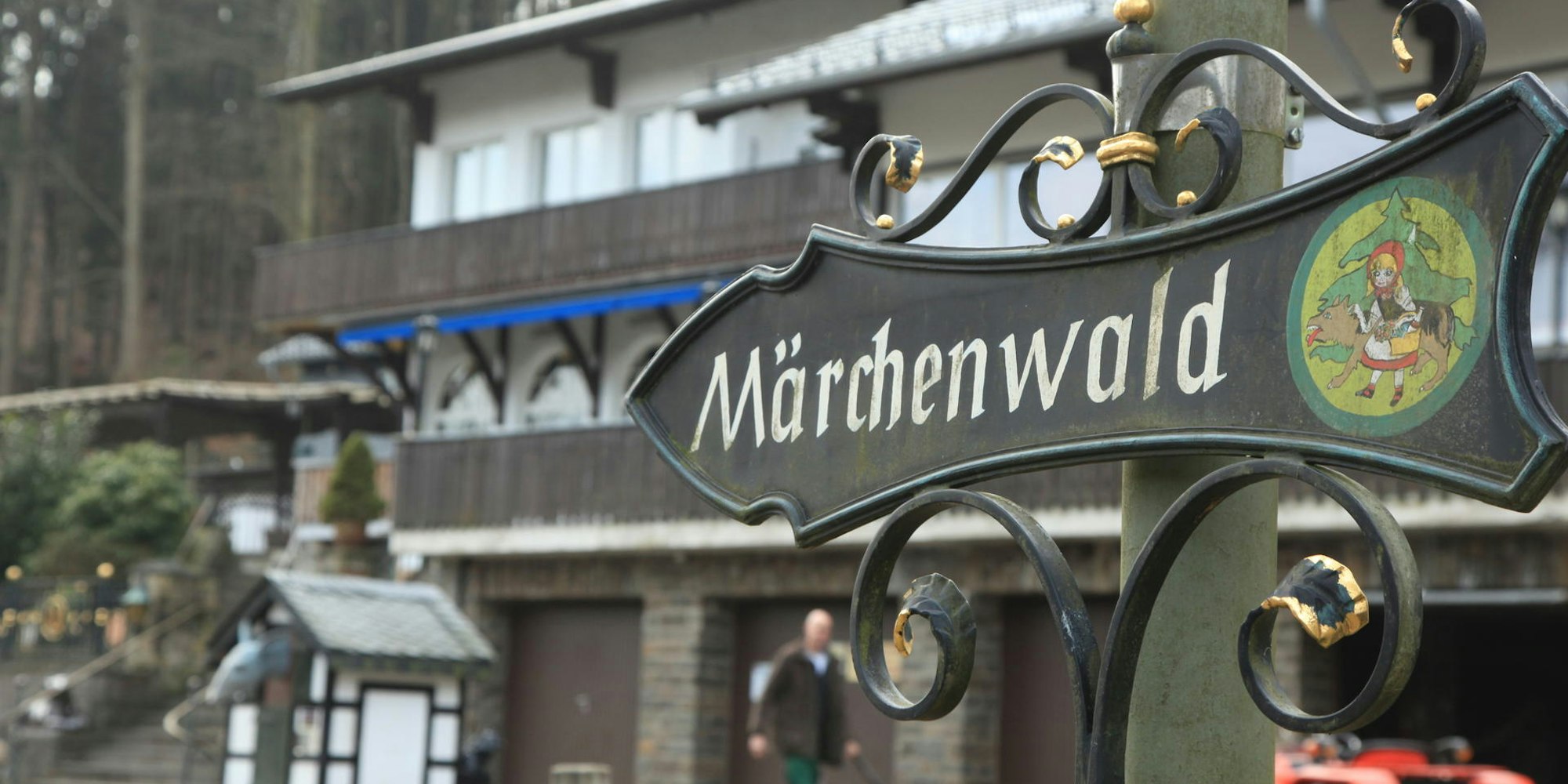 Märchenwald Roland U. Neumann