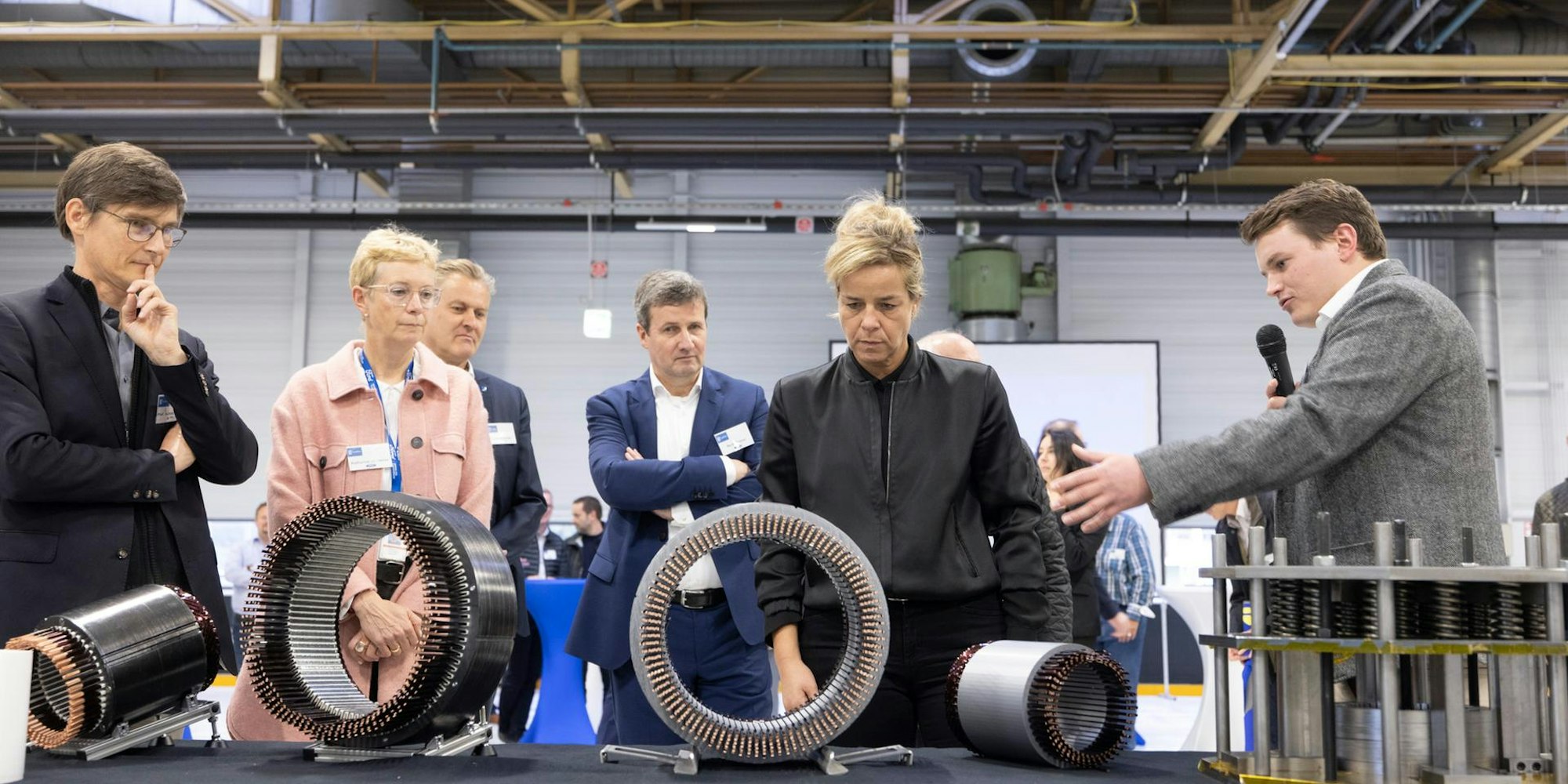 Mona Neubauer bei Ford in Köln-Niehl