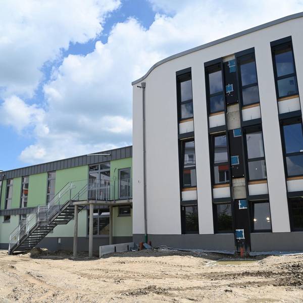 Stadtteilhaus Hand 2