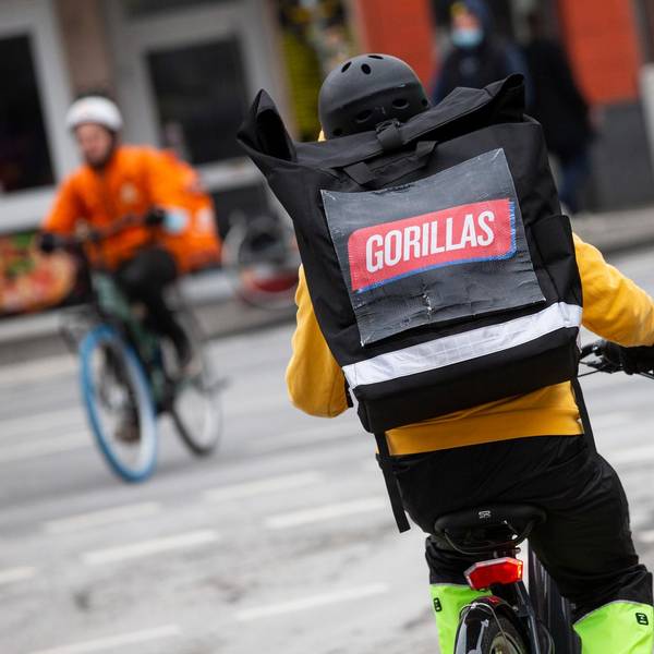 Gorillas 1
