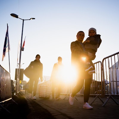 Geflüchtete am Grenzübergang