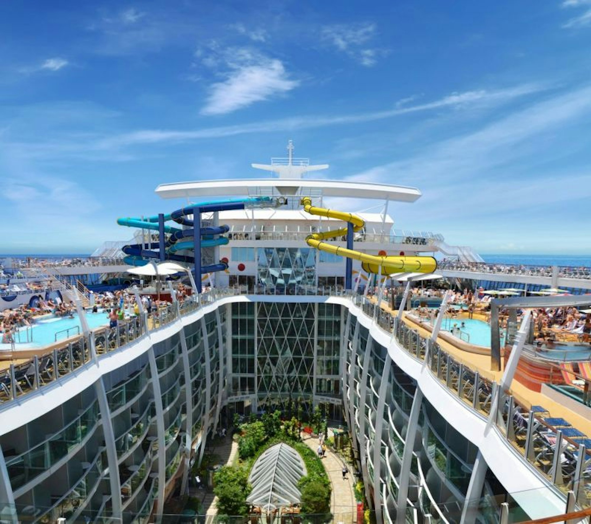 rci_harmony_of_the_seas_the_perfect_storm_2