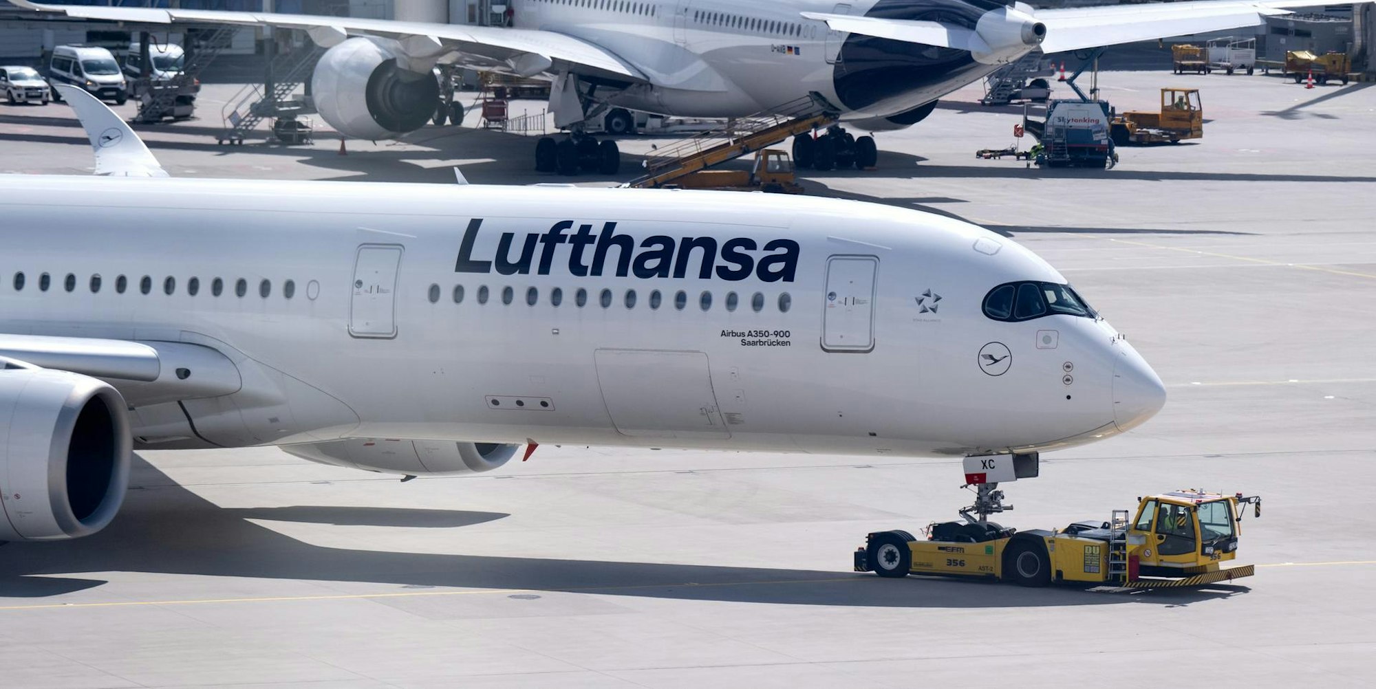 Lufthansa A350 dpa 230622
