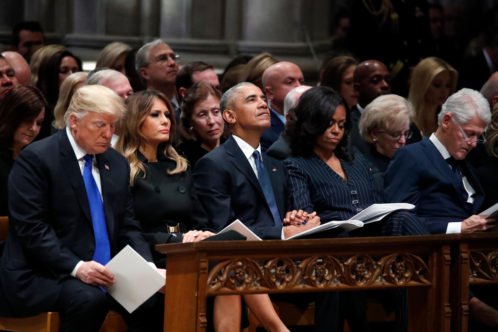 Trauerfeier_Bush_Trump_Obama_Begrüßung