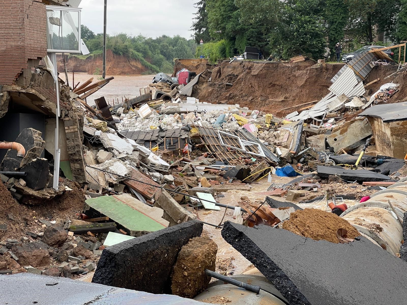 Erftstadt Unwetter abgebrochenes Haus II
