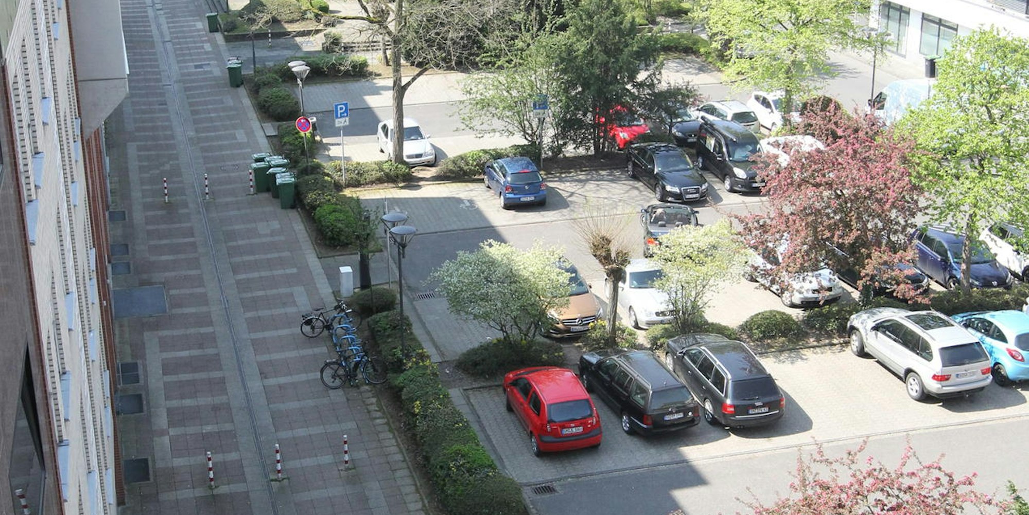 Pfarrer-Kenntemich-Platz