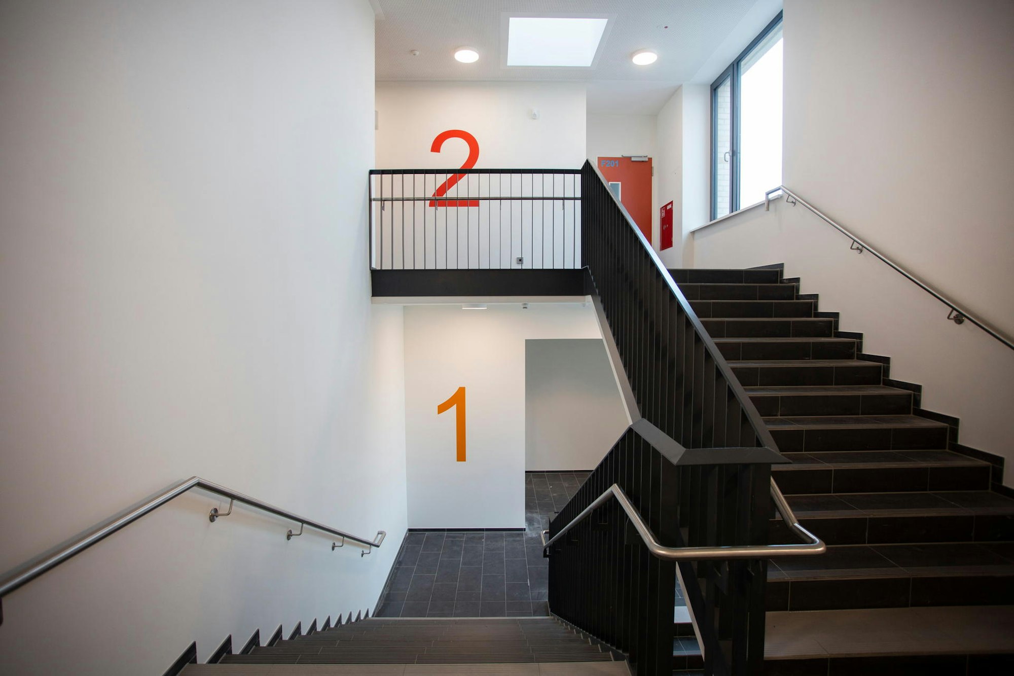 Neue_Sandkaul_Treppenhaus_Stadt_Koeln_Thomas_Banneyer_(1