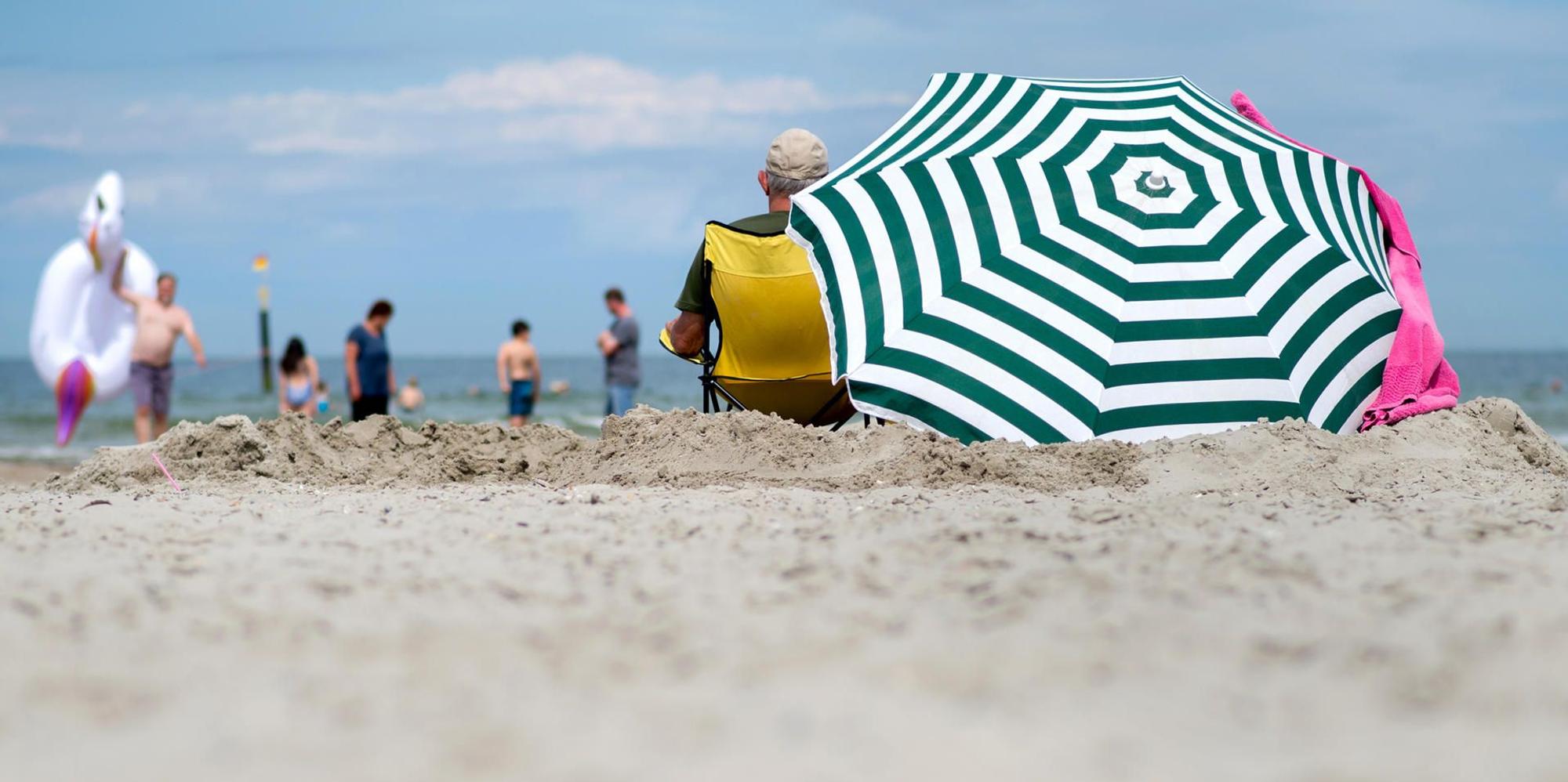 Urlaub Strand symbolbild