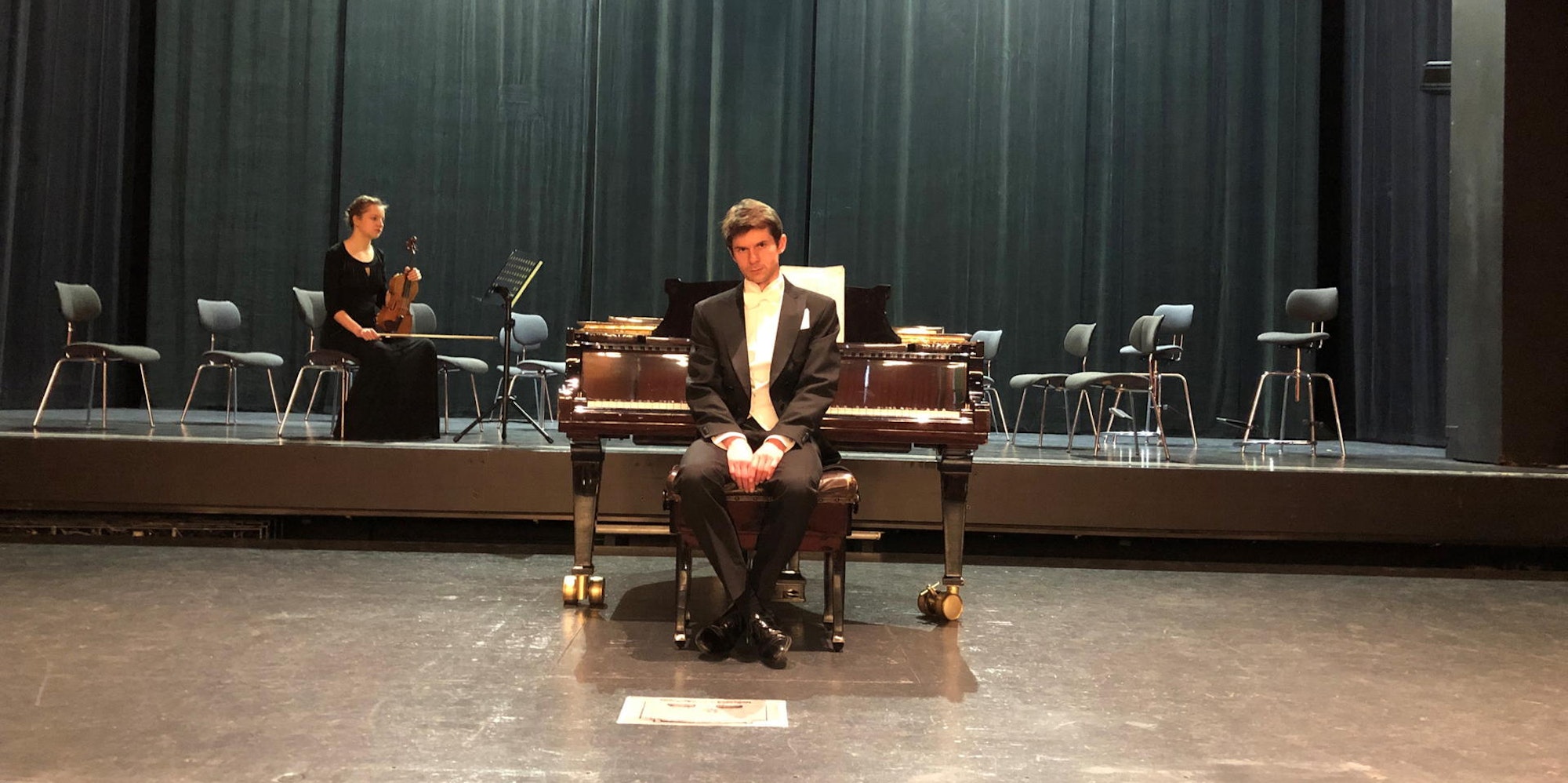 Roman Salyutov 111121