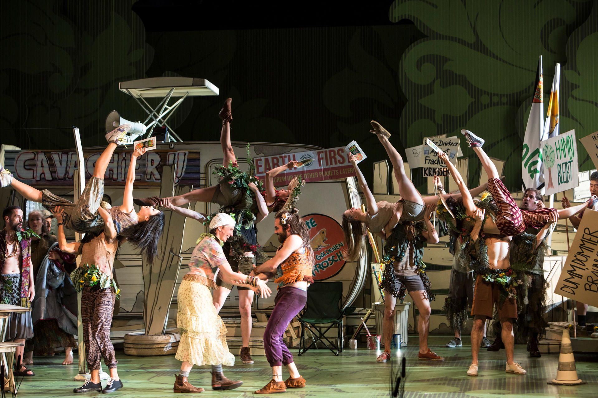 Emily Hindrichs, Dino Lüthy, Tanzensemble, Chor der Oper Köln