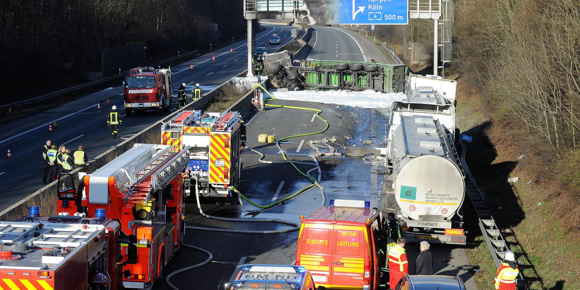 Unfall A61 Kerpen