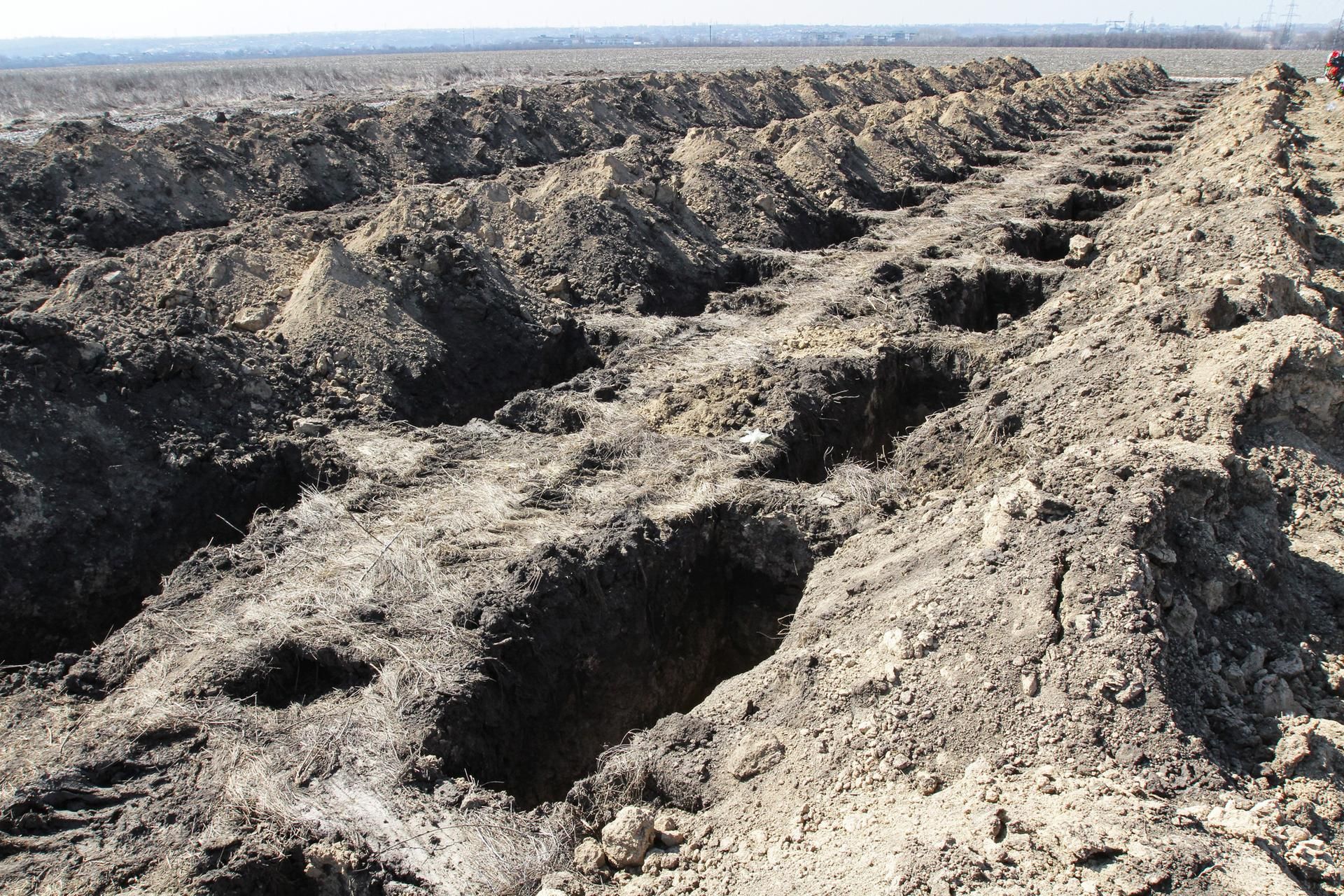 Gräber in der Ostukraine