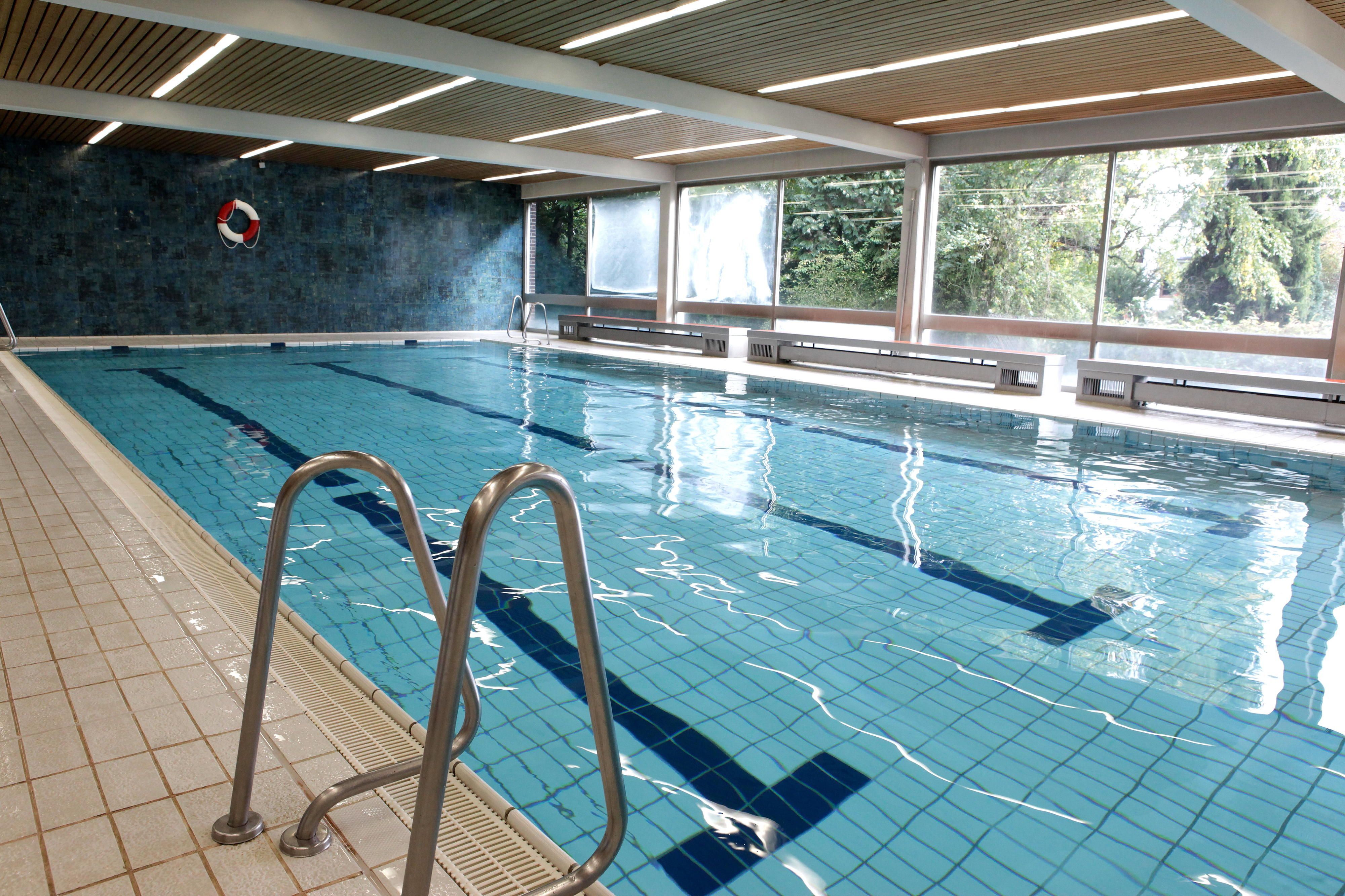 Schwimmbad_Mohnweg05