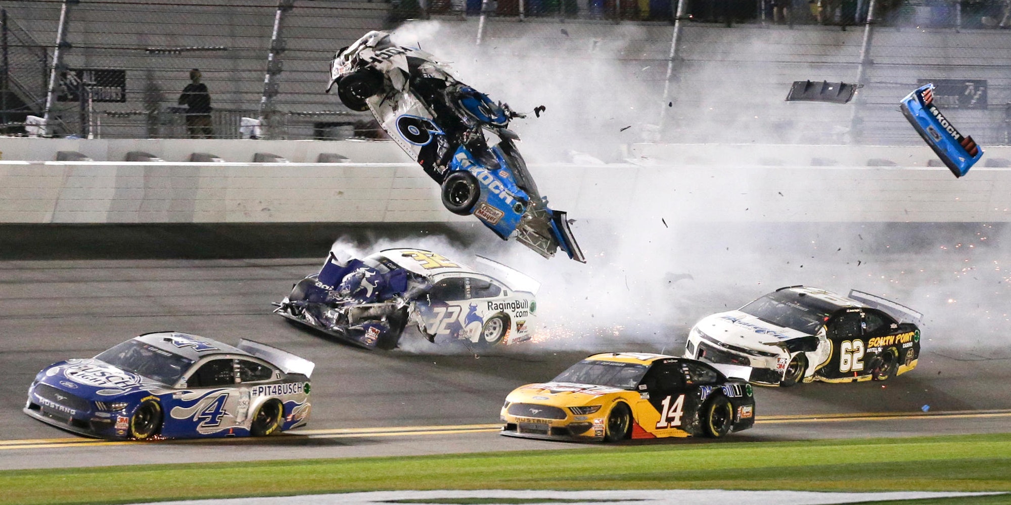 Nascar Unfall