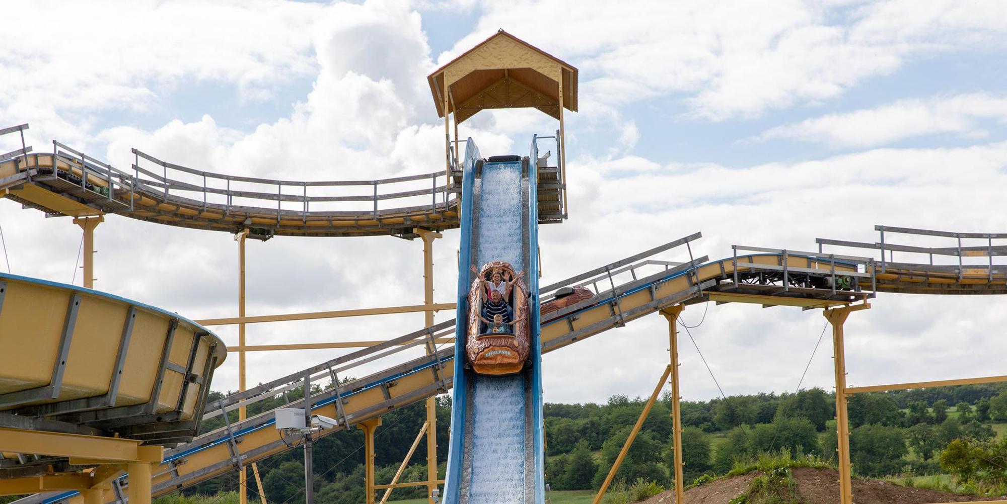 04_wildwasserbahn-pirateninsel