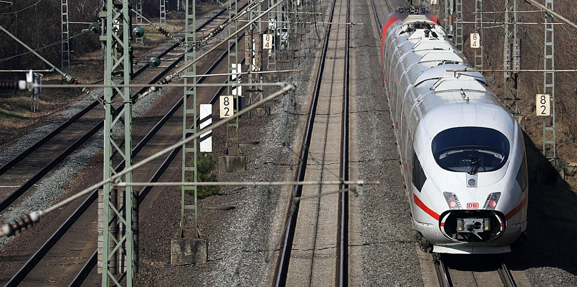 Zug Köln Düsseldorf