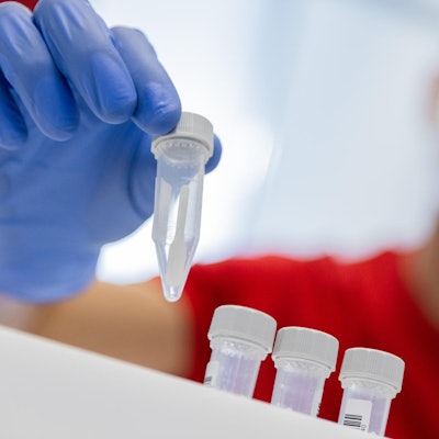 Coronatest Proben Symbolbild