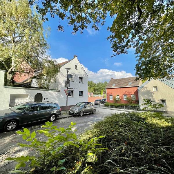 Lövenicher Weg 2 Ecke