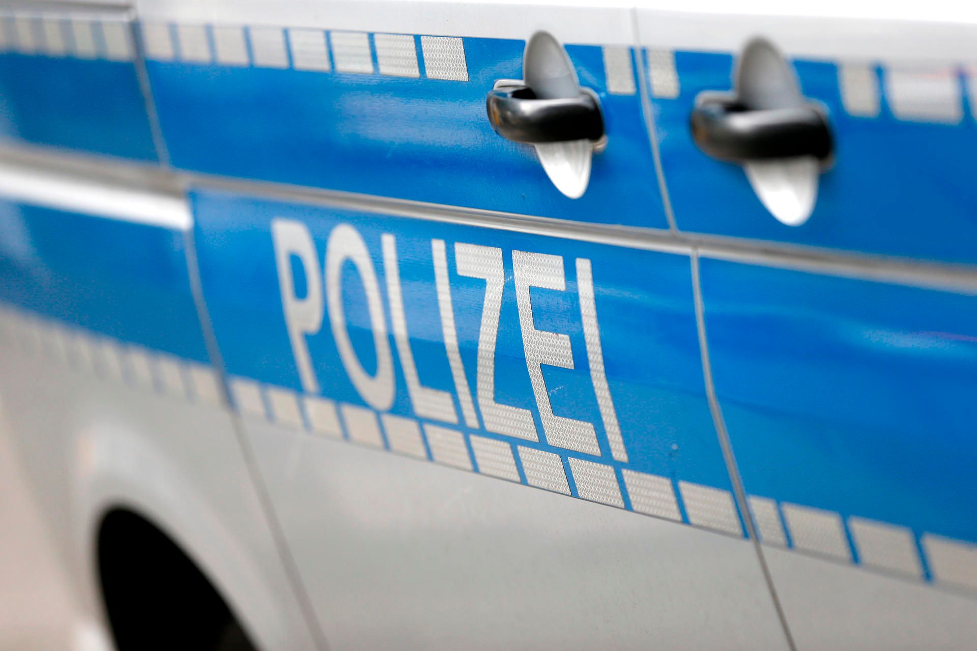 20182506_tb_Polizei_Einsatzwagen_03