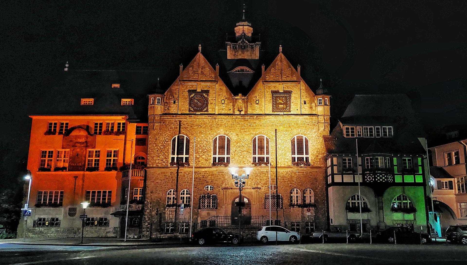 Gladbach Rathaus Landesfarben 270821