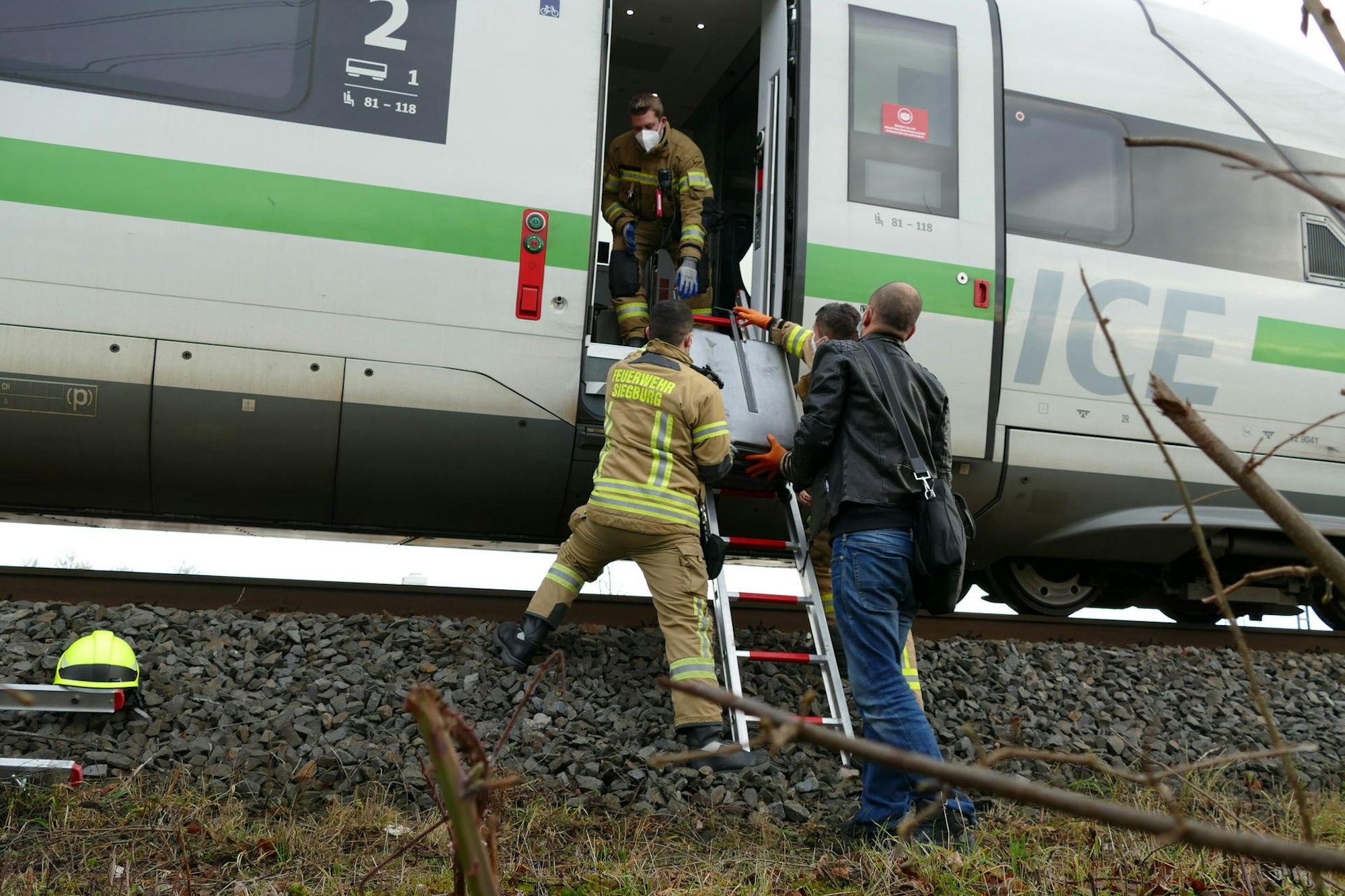 ICE Siegburg liegengeblieben