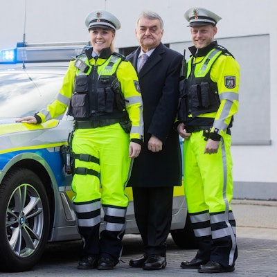 Uniformen Autobahnpolizei 1