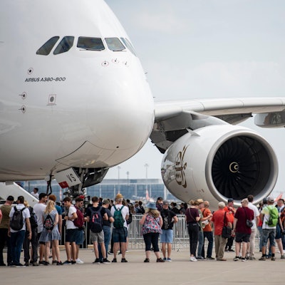Emirates dpa neu